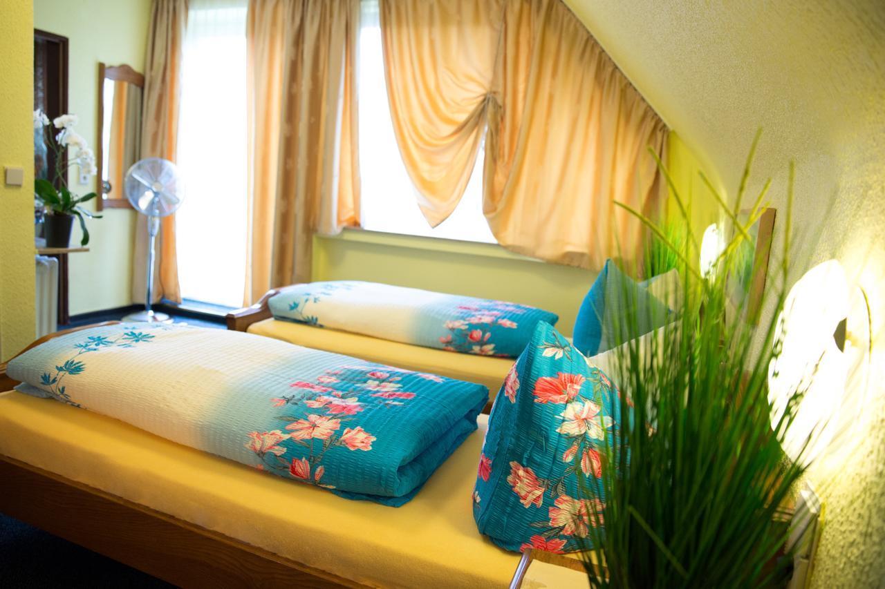 Hotel Zur Bruecke Krefeld Kültér fotó